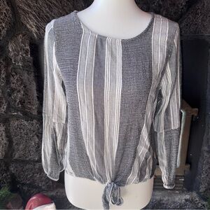 Keep in Touch size Medium M top Gray Striped Women's Blouse